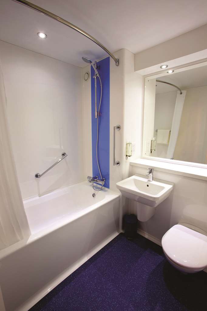 Travelodge Plymouth Roborough Phòng bức ảnh