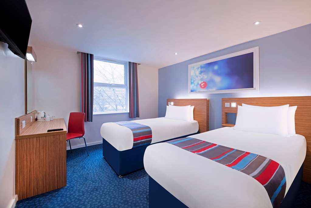 Travelodge Plymouth Roborough Phòng bức ảnh